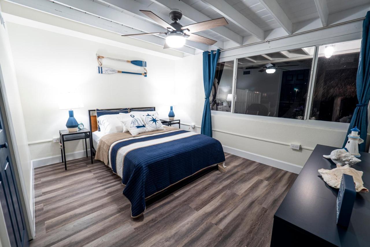Newly Renovated 3Br2Ba Duplex With Private Dock Villa Key Colony Beach Kültér fotó