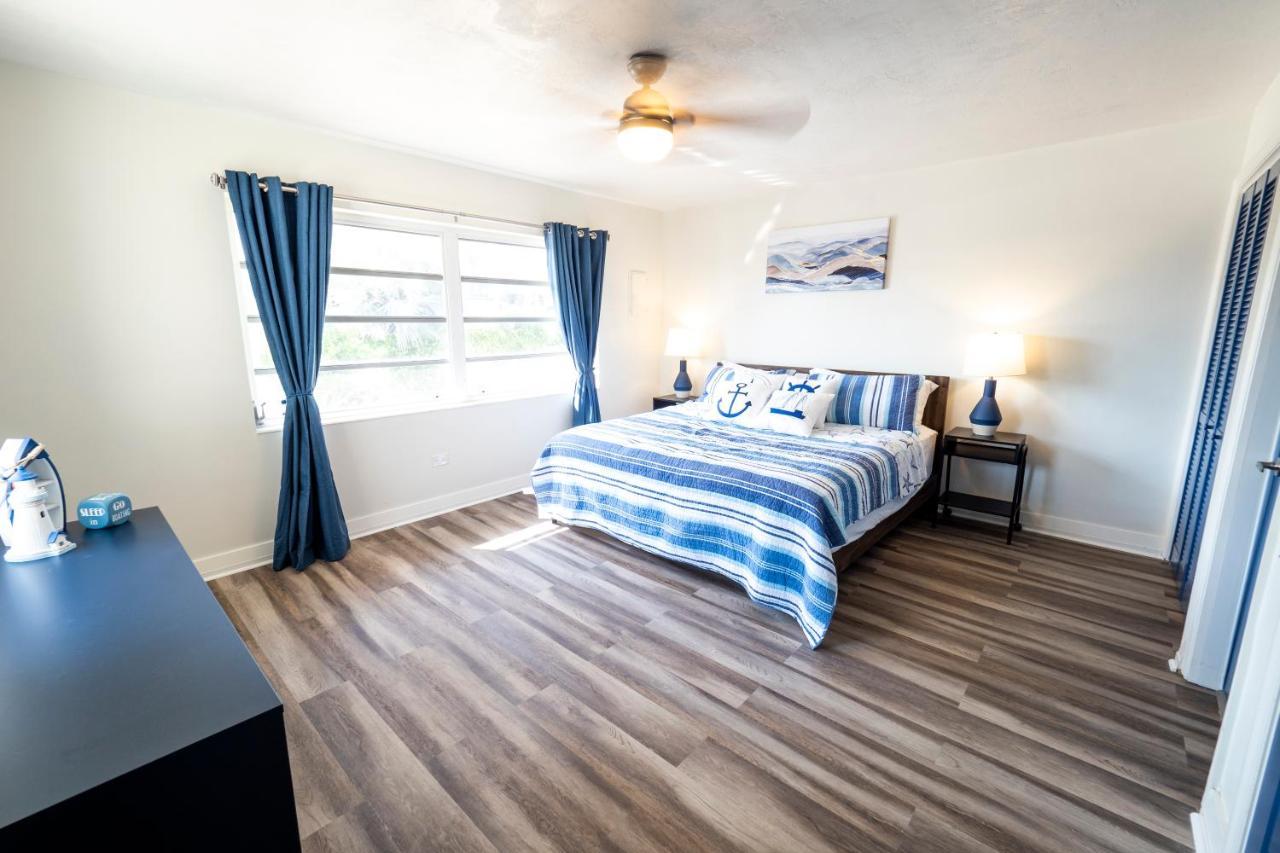 Newly Renovated 3Br2Ba Duplex With Private Dock Villa Key Colony Beach Kültér fotó