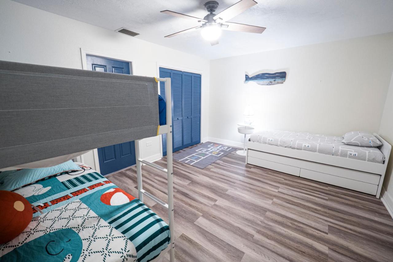 Newly Renovated 3Br2Ba Duplex With Private Dock Villa Key Colony Beach Kültér fotó
